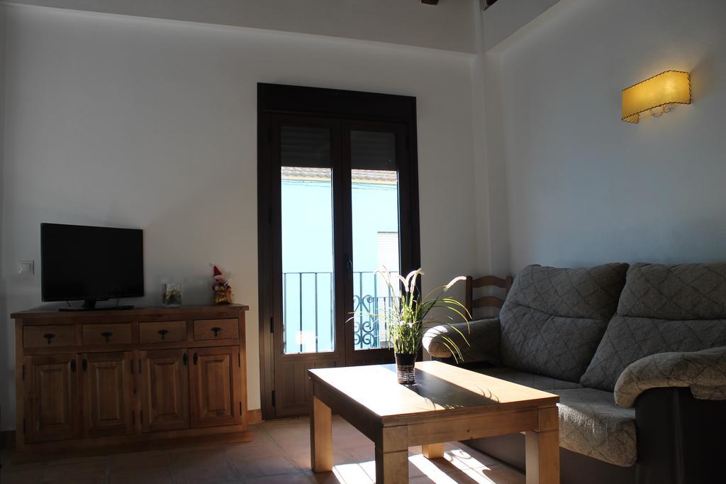 Apartamentos Real Fabrica Hojalata Júzcar Δωμάτιο φωτογραφία