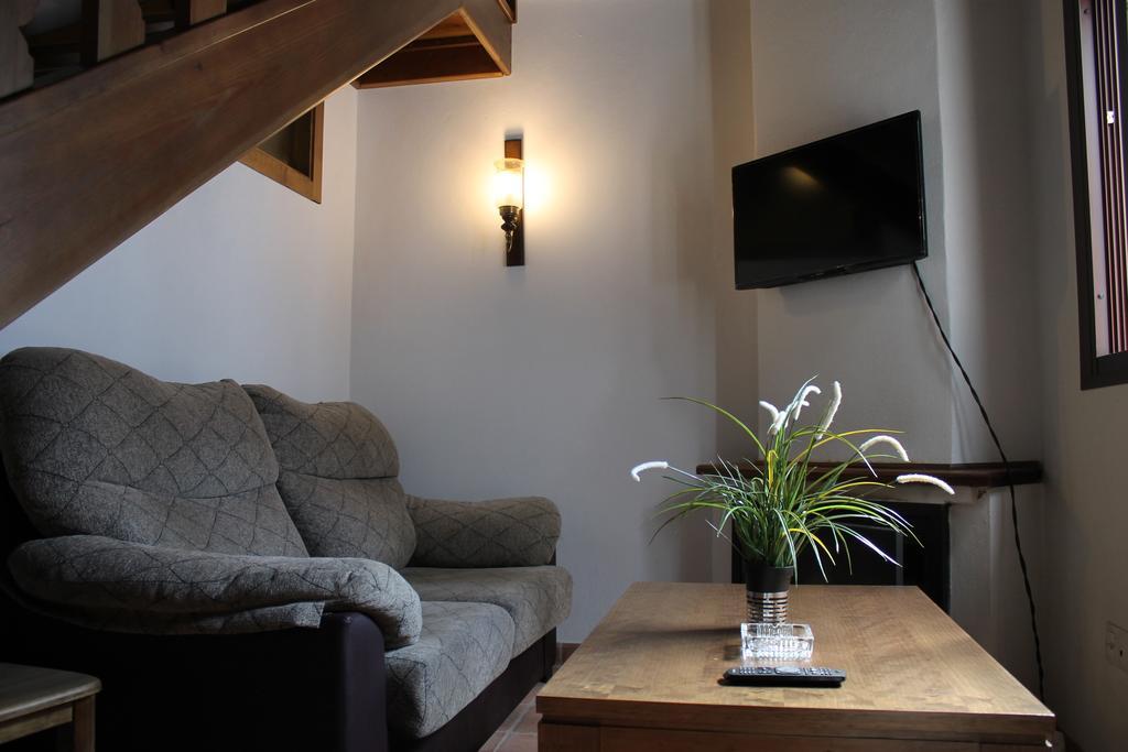 Apartamentos Real Fabrica Hojalata Júzcar Εξωτερικό φωτογραφία